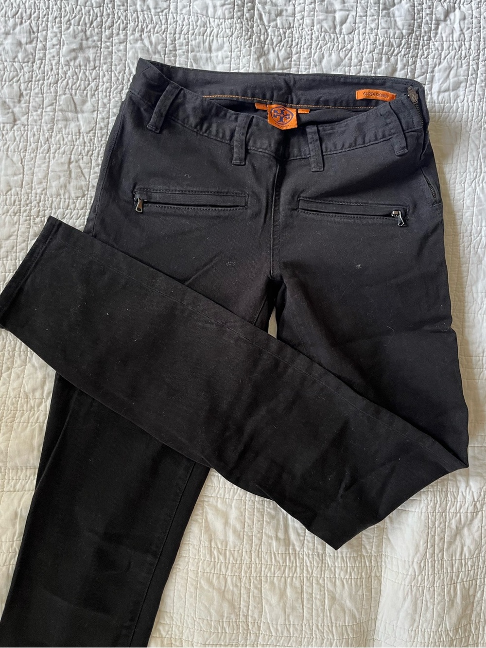 Tory Burch women’s super skinny jeans in black size 25 side zipper closure